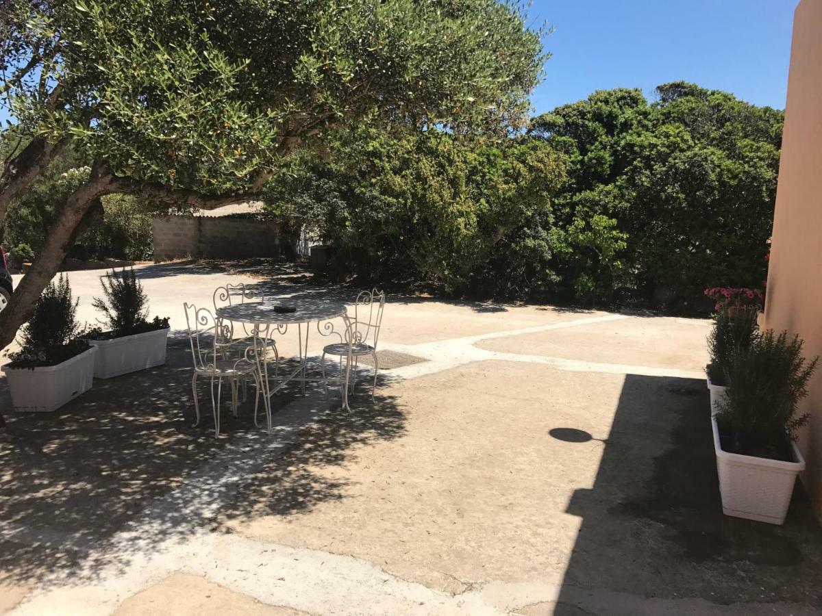 Le 25 Tartarughe Bed and Breakfast Santa Teresa Gallura Buitenkant foto